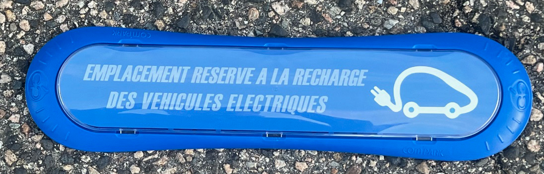 Com'Park avec visuel pour recharge de véhicule électrique